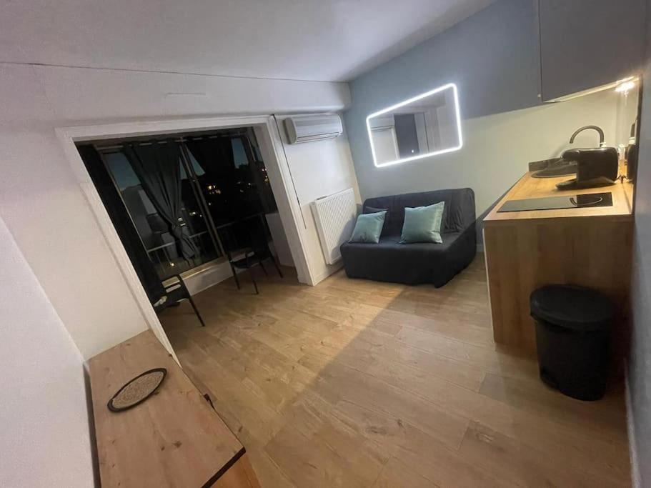 Ferienwohnung Petit T2 / 4 Couchages Cannes Exterior foto